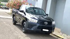 Toyota hilux single cabin diesel manual 2020 hitam