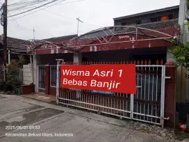 RUMAH MEWAH 3 LANTAI SANGAT STRATEGIS DI PERUMAHAN WISMA ASRI