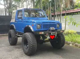 Suzuki jimny sierra Sj410Q 83
