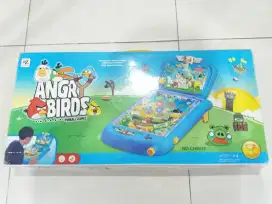 Mainan pinball agrybird