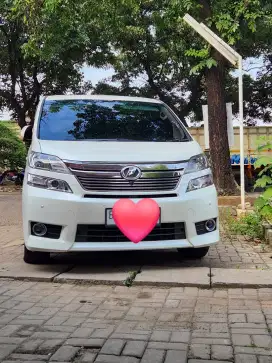 Toyota Vellfire type V 2,400cc Premium Sound 2012 Putih