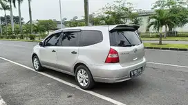 Grand Livina 2011 pajak panjang