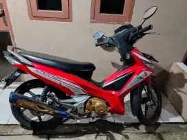Di jual motor suprak x 125 injeksi