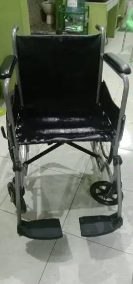 Kursi Roda Manual