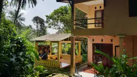 Di Jual Rumah Kebun Kolam