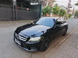 Mercedes-Benz C200 2019 Bensin