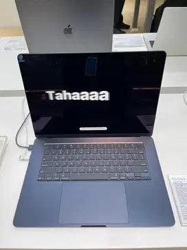 Macbook Air 13 M4 2025