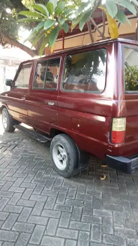Kijang super 93