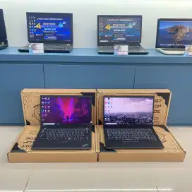 Laptop GAMING X1 CARBON LENOVO I7GEN7 8GB SSD 14INCH FITUR LENGKAP