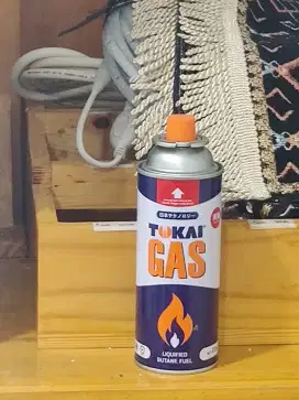 Kaleng gas portable kosong