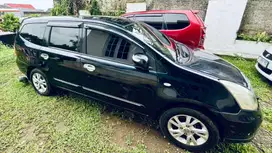 Nissan Grand livina ultimate 1.5 AT