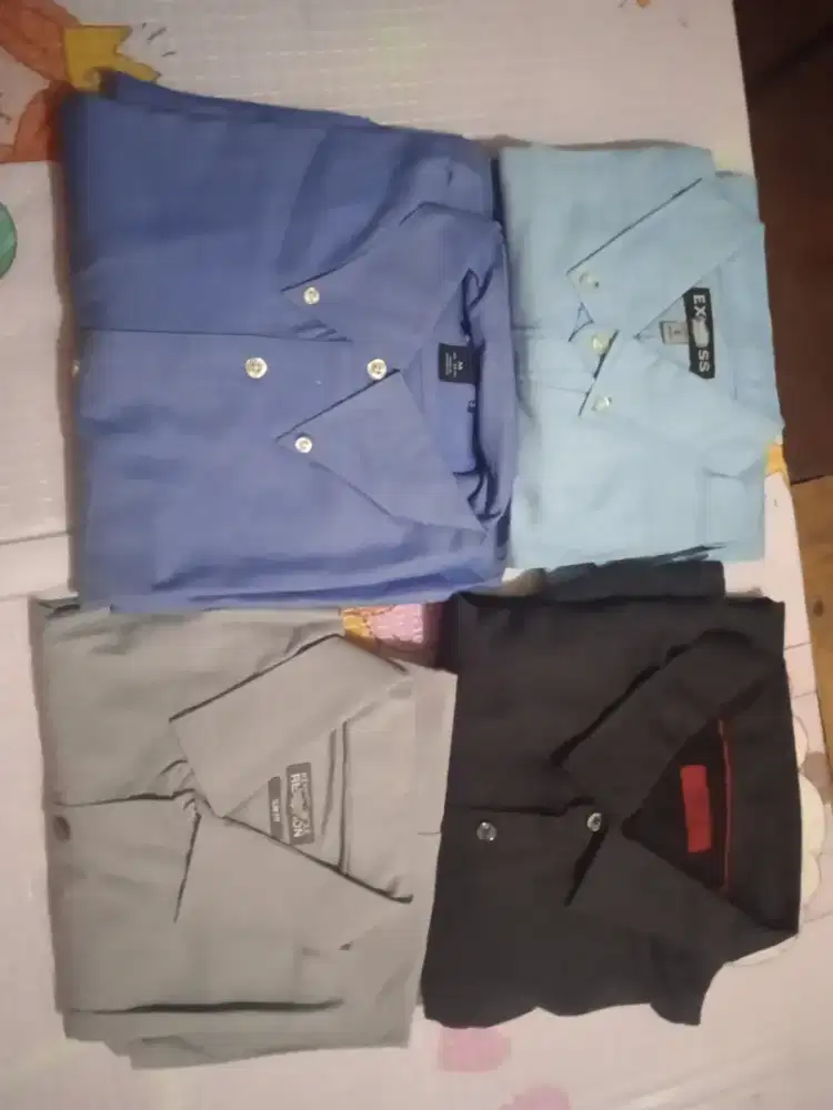 Kemeja polos panjang pria sisa eksport