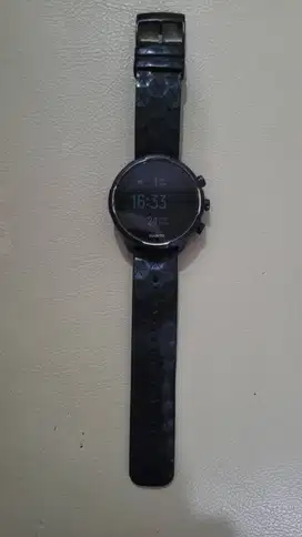Dijual jam tangan outdoor Suunto 9