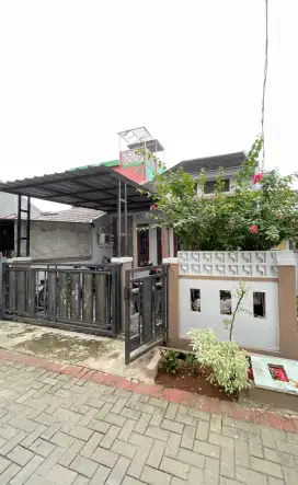 Dijual rumah siap huni, tinggal bawa pakaian saja