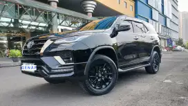 (Km 20rban) Fortuner VRZ GR 2.8 AT 2023 Tgn1 Grezz BS DP Minim