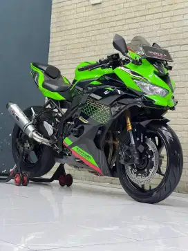 Perfect Condition!!Kawasaki ZX25R ABS 2021 Modif Hedon Mulus-Mustika