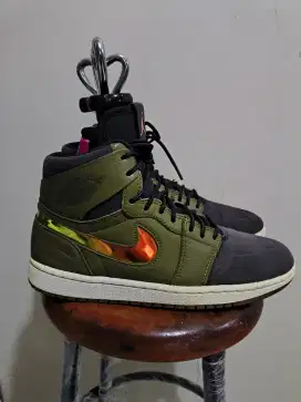 Nike Air Jordan 1 High Nouveau Size 41