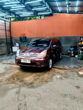 NISSAN GRAND LIVINA 2013 SV MATIC