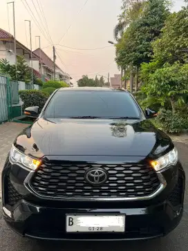 Toyota Kijang Innova Zenix V 2.0 AT 2022 Bensin Orisinil Pemakai