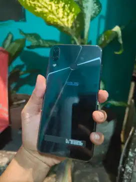 Asus Zenfone 5 ZE620KL