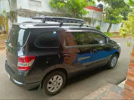 MOBIL CHEVROLET SPIN DIJUAL