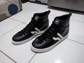 Sepatu Piero Mojo