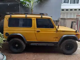 Suzuki Jimny 1989 Bensin