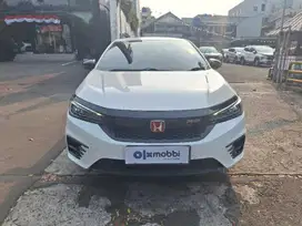 TDP Rendah Honda City 1.5 Hatchback RS Bensin-AT 2022 Abu-Abu CHFLB