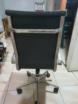 Kursi direktur / manager hidrolik
