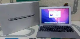 Macbook Air 11 inch Early 2015 a1465