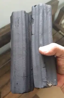 BRIKET BATOK KELAPA PENGGANTI ARENG KAYU