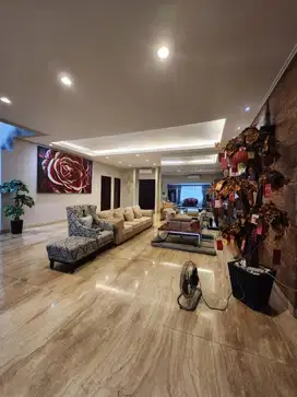 Dijual Rumah Johar Golf Luas 625 M² Sudah Full Renov Bagus