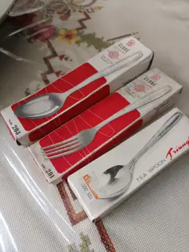 Sendok & garpu makan dan sendok teh
