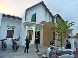 Dijual rumah di solobaru