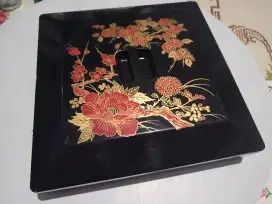 Tempat manisan / permen /  biskuit bersekat 5