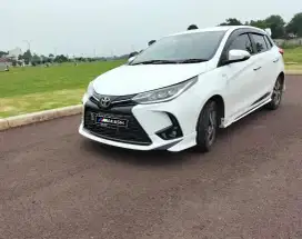 Toyota Yaris GR SPORT MATIC 2022 PUTIH Full Ori