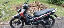 DIJUAL MOTOR SUPRA X 125 FI HELM IN-TANGAN PERTAMA