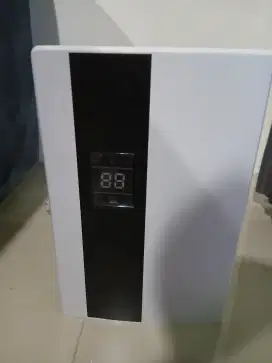Air Purifier + Dehumidifier