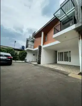 Disewakan Cepat!! Rumah Cluster Cirendeu Dekat Banget MRT Lebak Bulus