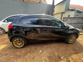 Mazda 2 2012 Bensin