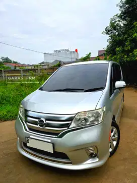 Nissan Serena 2013 Bensin