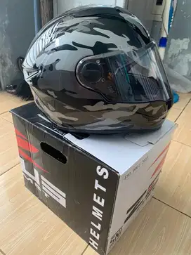 Di jual helm zeus full face mulus