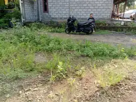 Tanah milik sendiri shm dijual 100mtr jalanraya Ungaran gunungpati