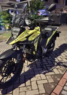 Dijual Suzuki Vstrom, Siap Touring Jauh