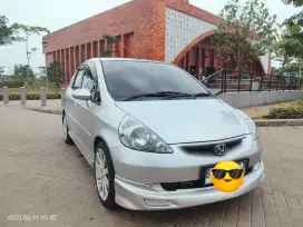 Honda Jazz IDSI Matic Tahun 2005