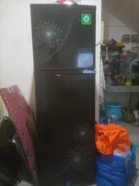 Kulkas 2 pintu sharp