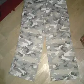 jual cepet celana loreng
