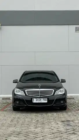 Mercedes Benz W204 C200