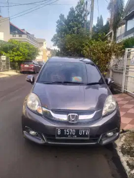 Dijual Mobil Honda Mobilio