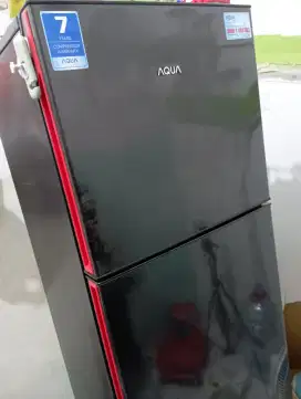 Kulkas Aqua 2 pintu, kondisi normal